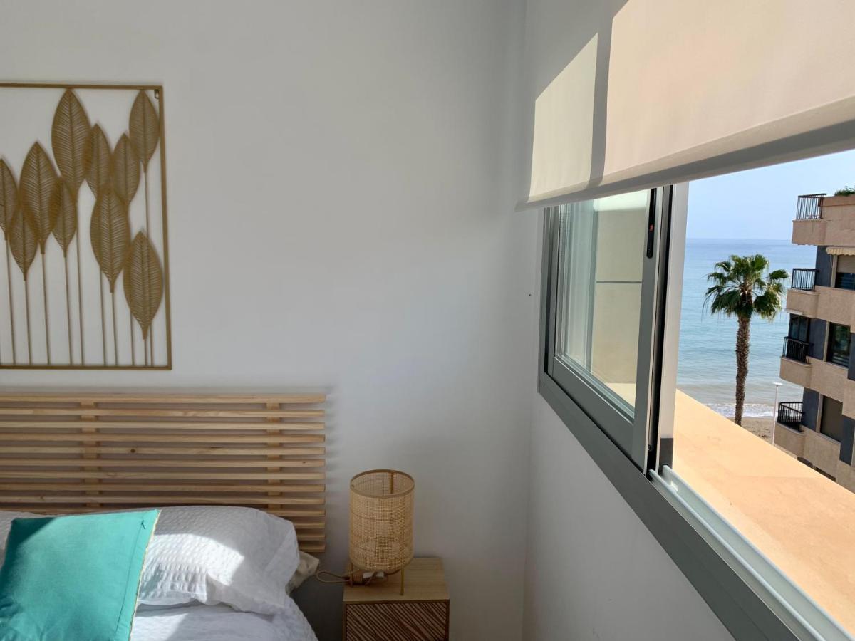 Precioso Apartamento Primera Linea De Playa Águilas Exterior photo